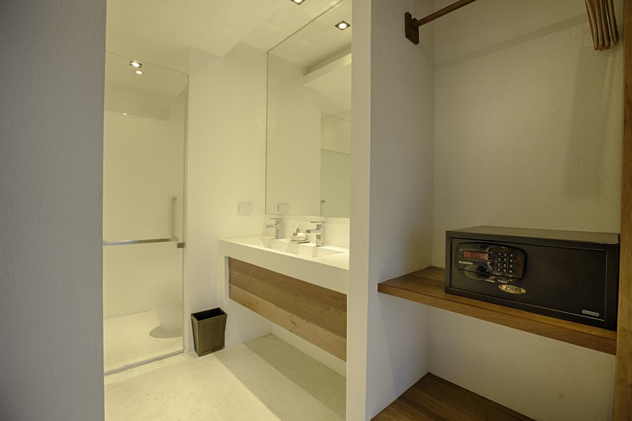 Deluxe Doppel-/Zweibettzimmer mit Zugang zum Pool