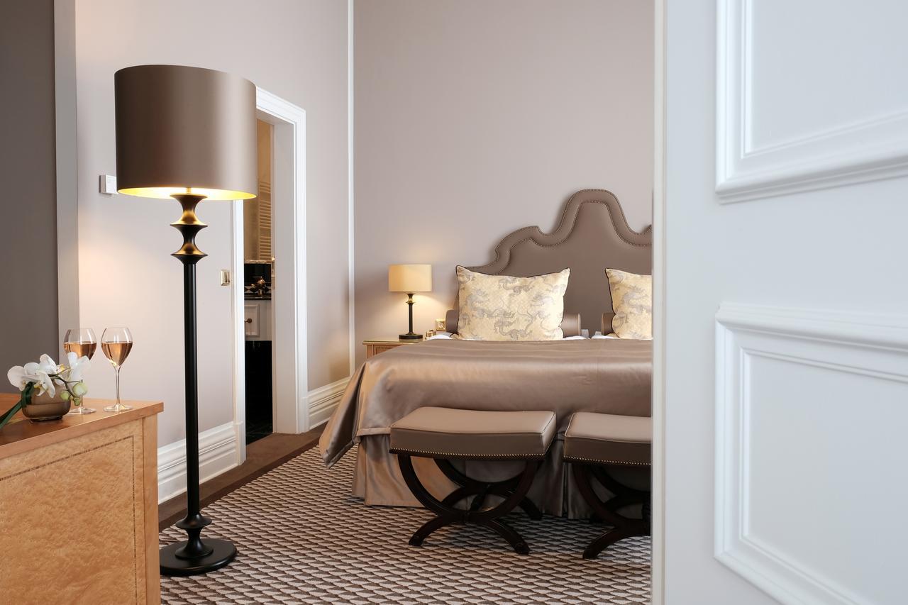 Dom Suite