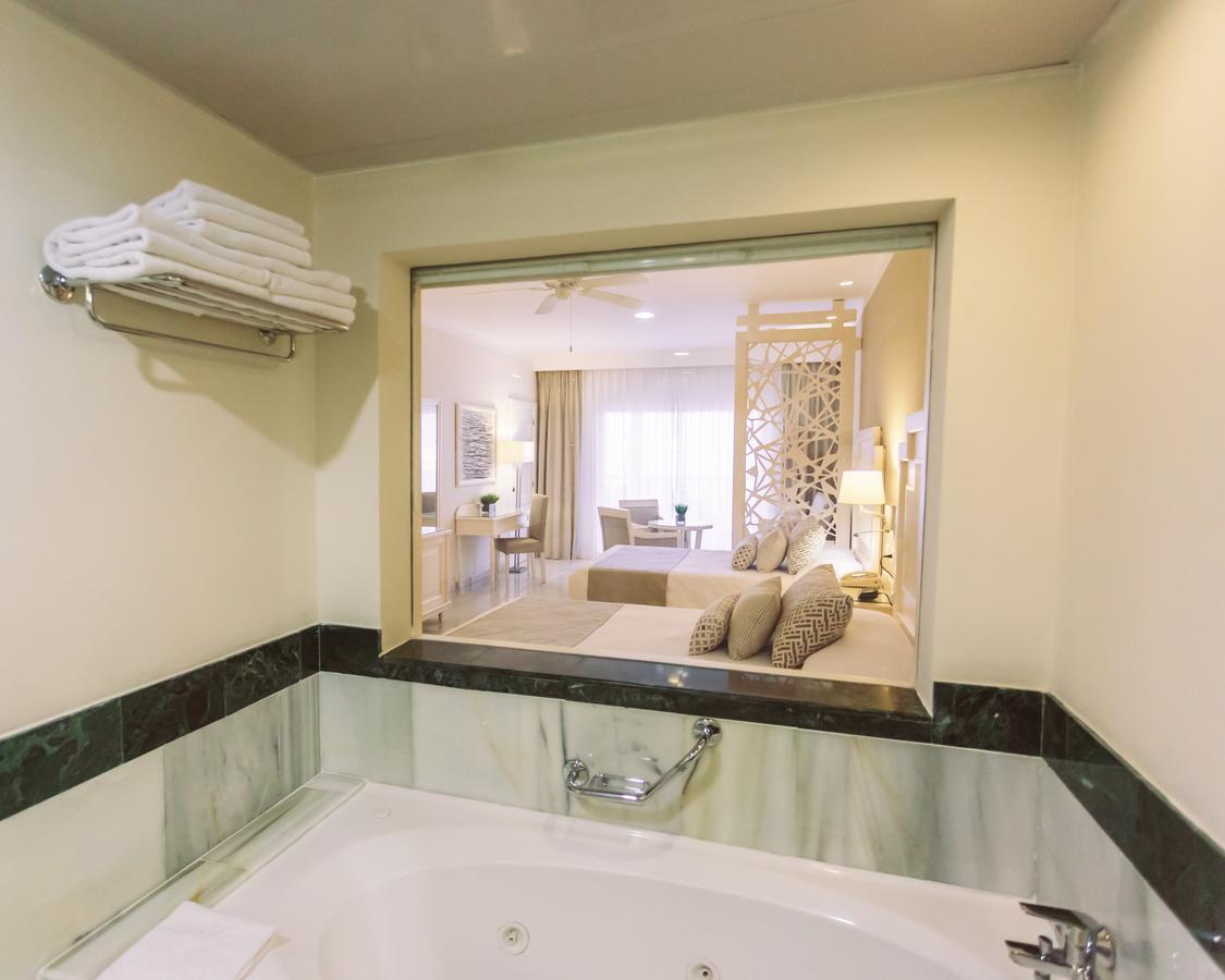 Junior Suite Deluxe (1 Erwachsener)
