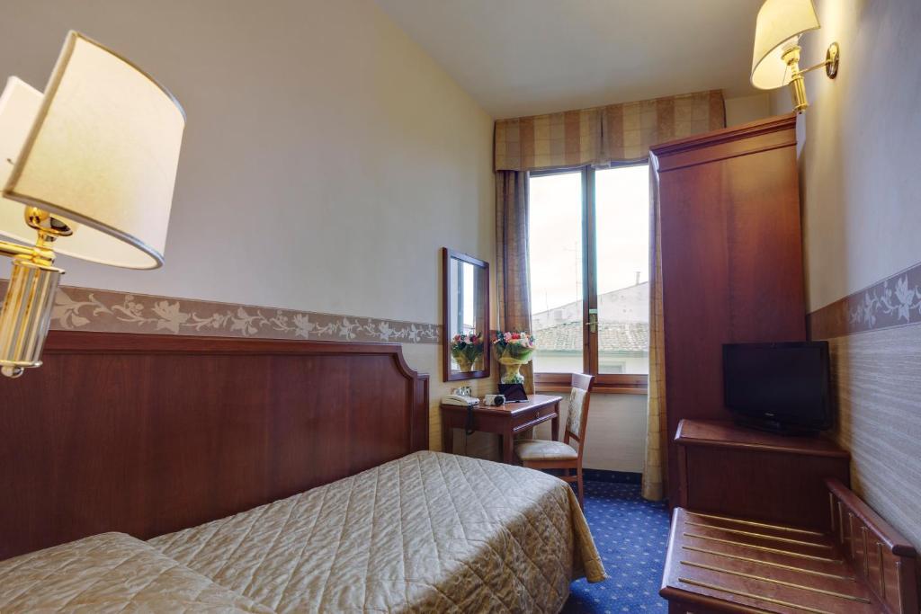 Standard Zimmer mit 2 Einzelbetten