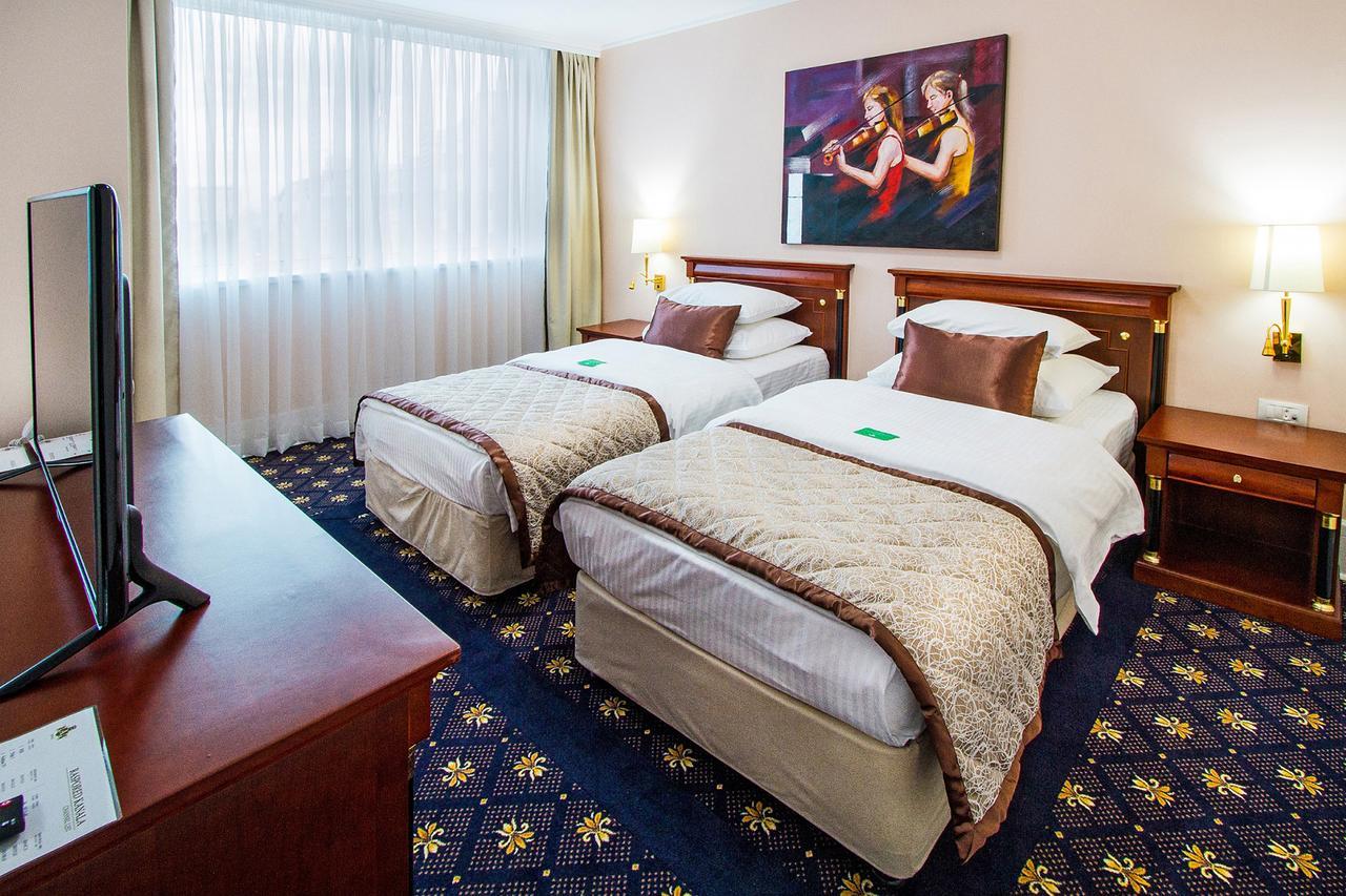 Deluxe Doppel-/Zweibettzimmer