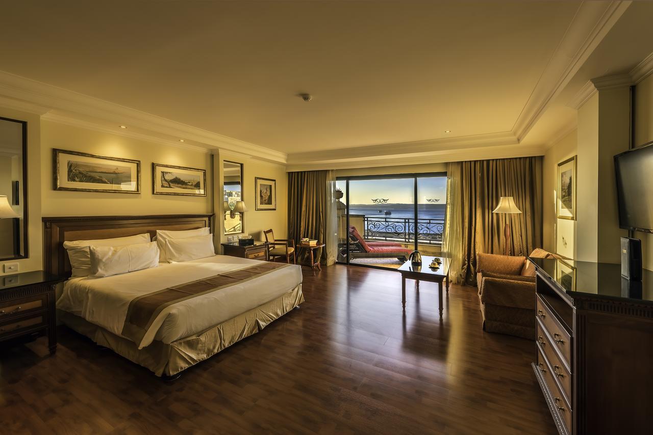 Superior Doppelzimmer mit Meerblick und Terrasse