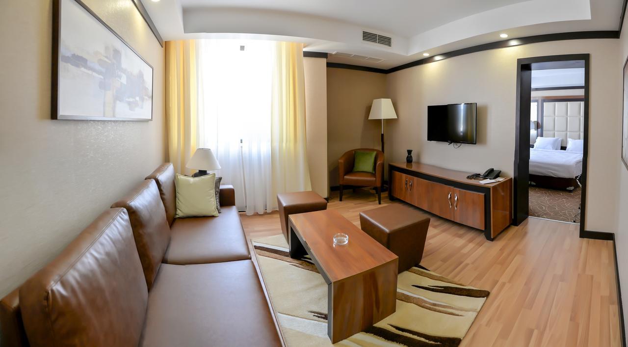 Standard Suite