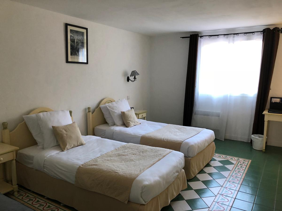 Zweibettzimmer