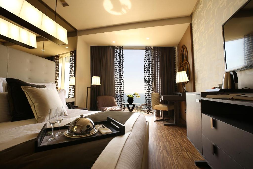 Deluxe Zimmer Elegant mit Meerblick