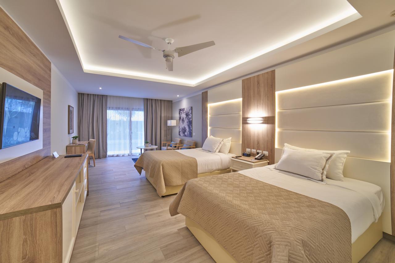 Deluxe Swim-up-Junior-Suite (1 Erwachsener)
