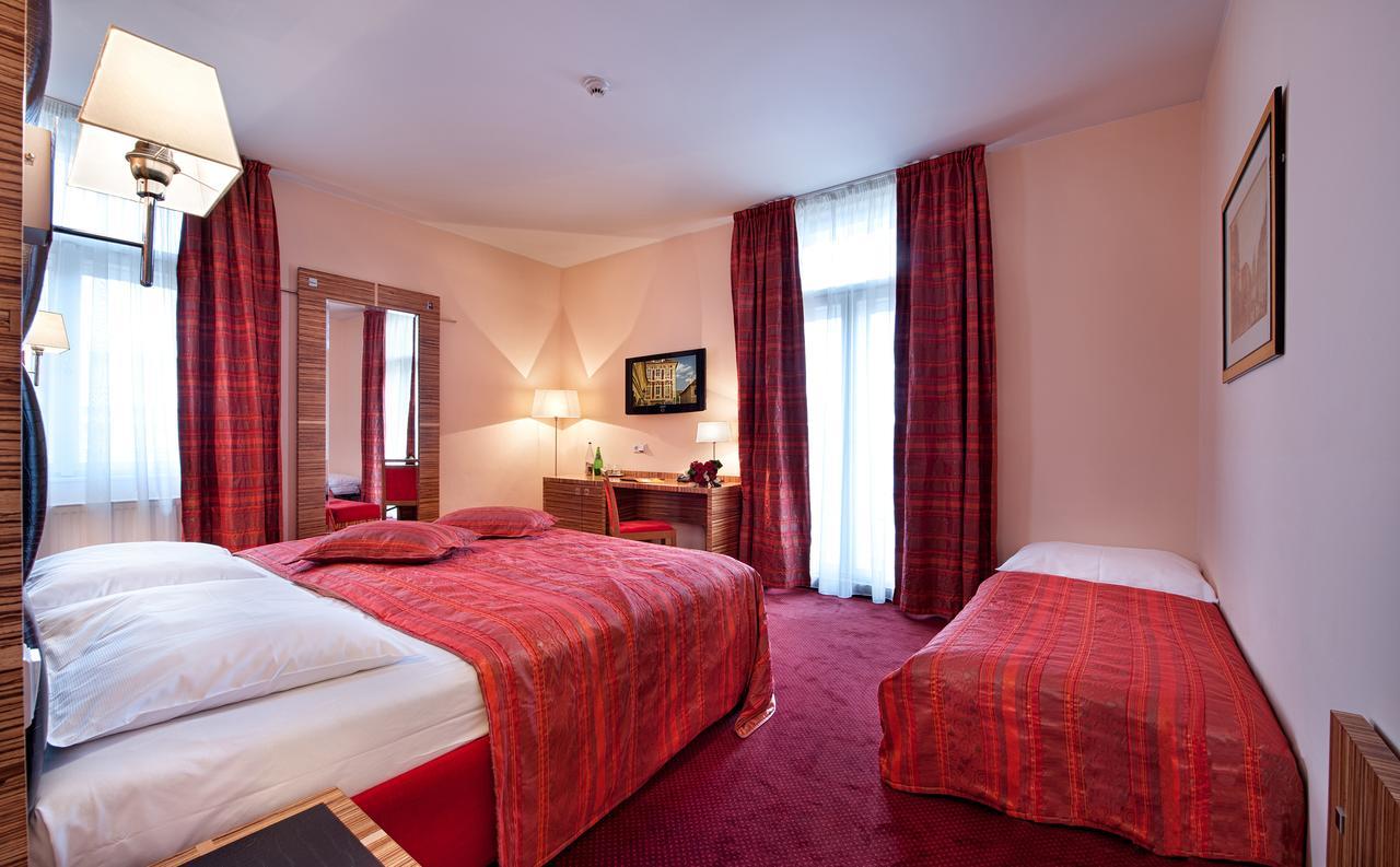 Doppelzimmer mit Zustellbett