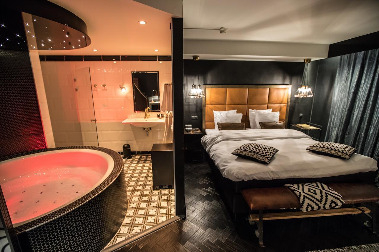 Suite mit 1 Schlafzimmer und Whirlpool-Badewanne (New York)