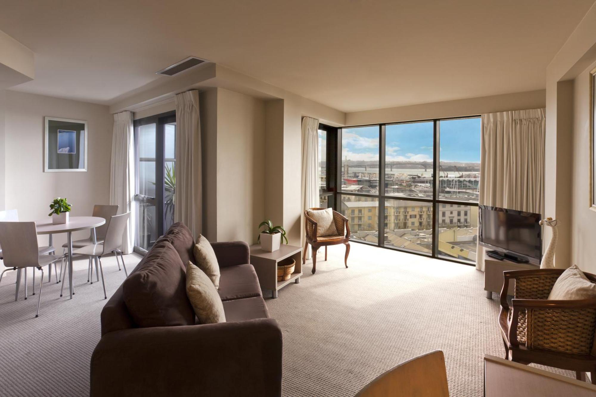 Apartment with Sea View,676487574:JPEG