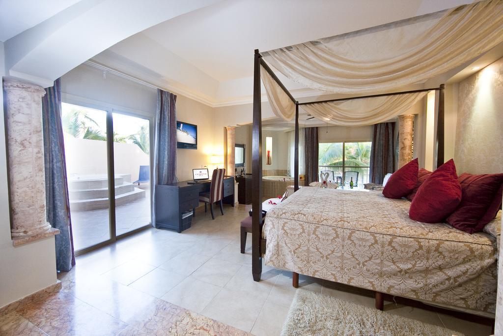 Junior Suite Colonial mit Außenwhirlpool - kostenfreies WLAN