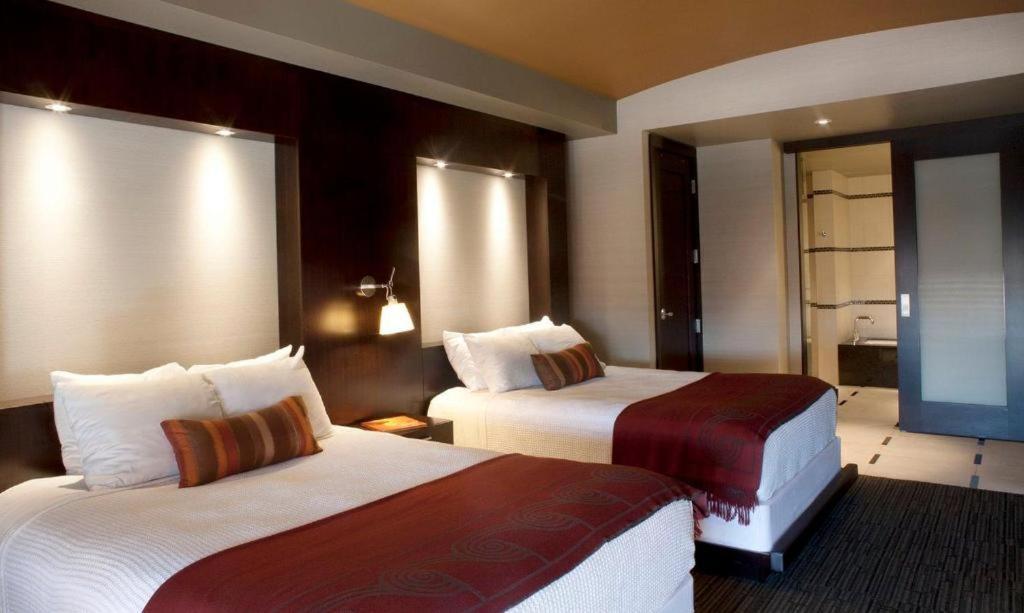 Deluxe Queen Room Two Queen Beds