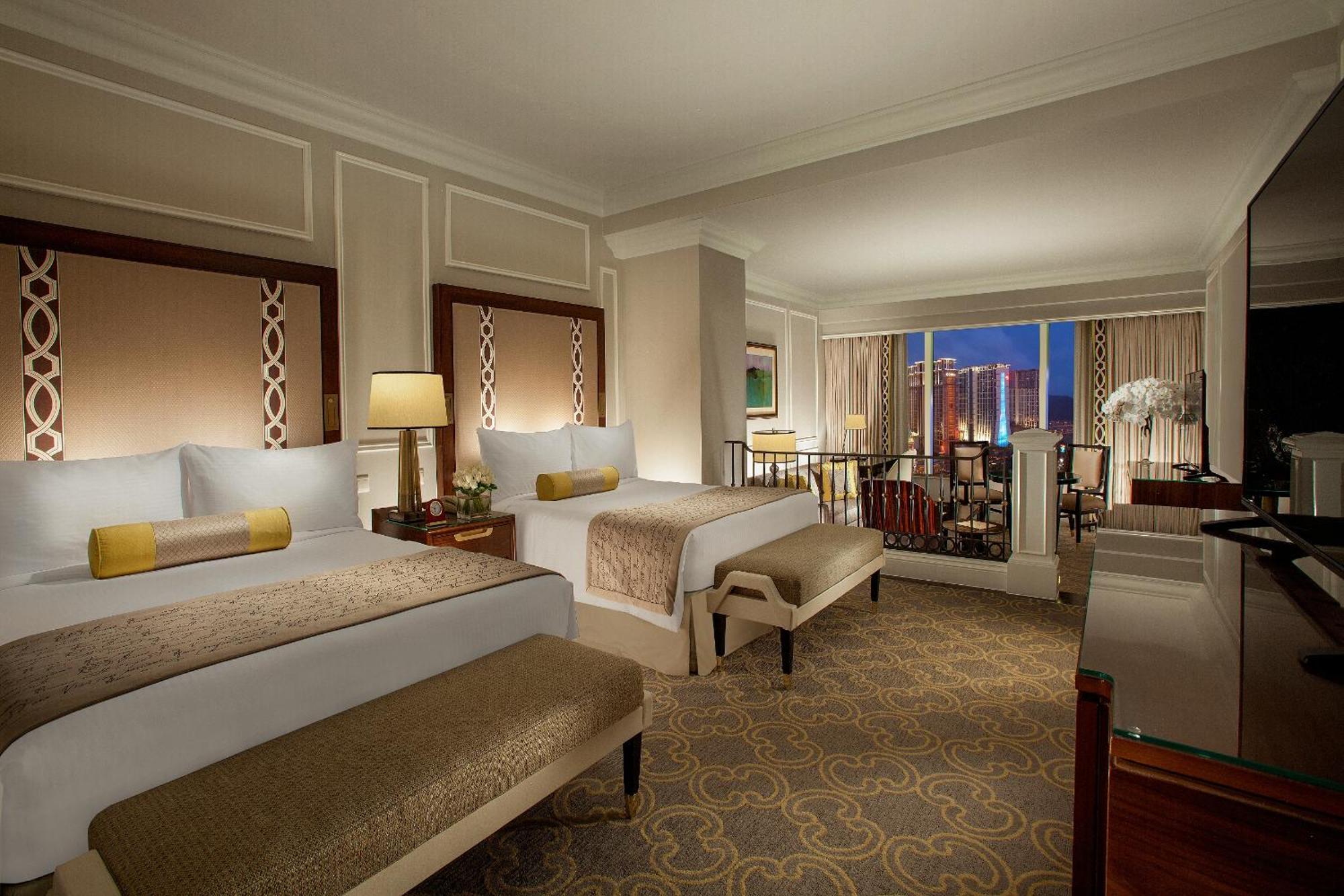 Royale Deluxe Suite