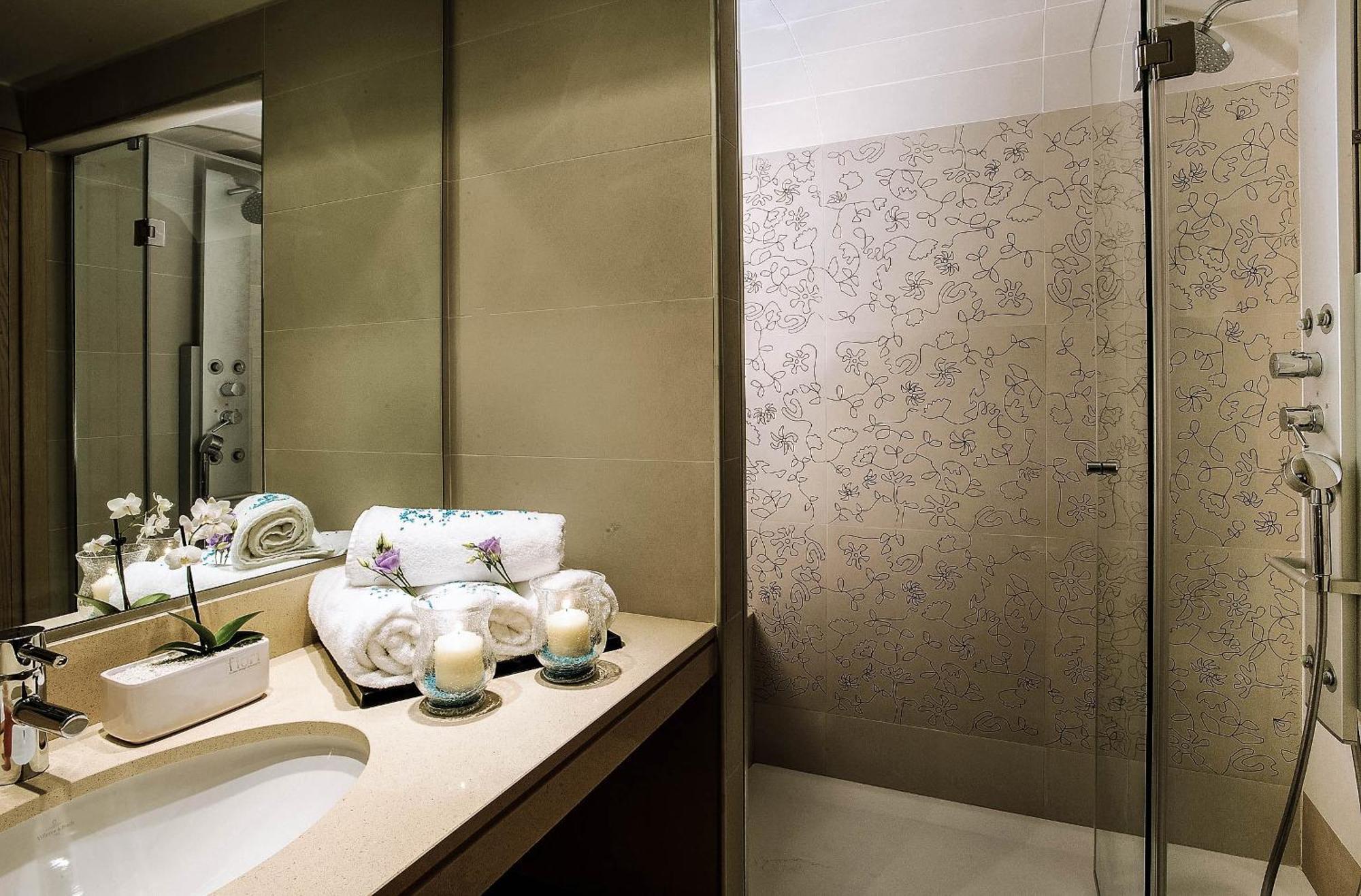 Superior Room Mountain View with Open-Air Jacuzzi