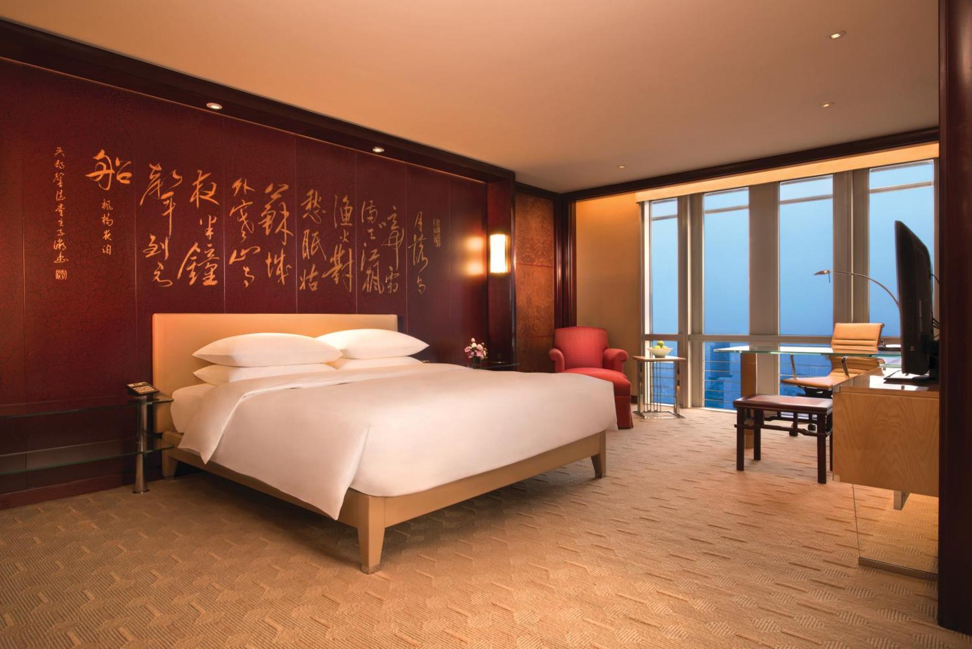 Zimmer mit Kingsize-Bett - Zugang zum Club