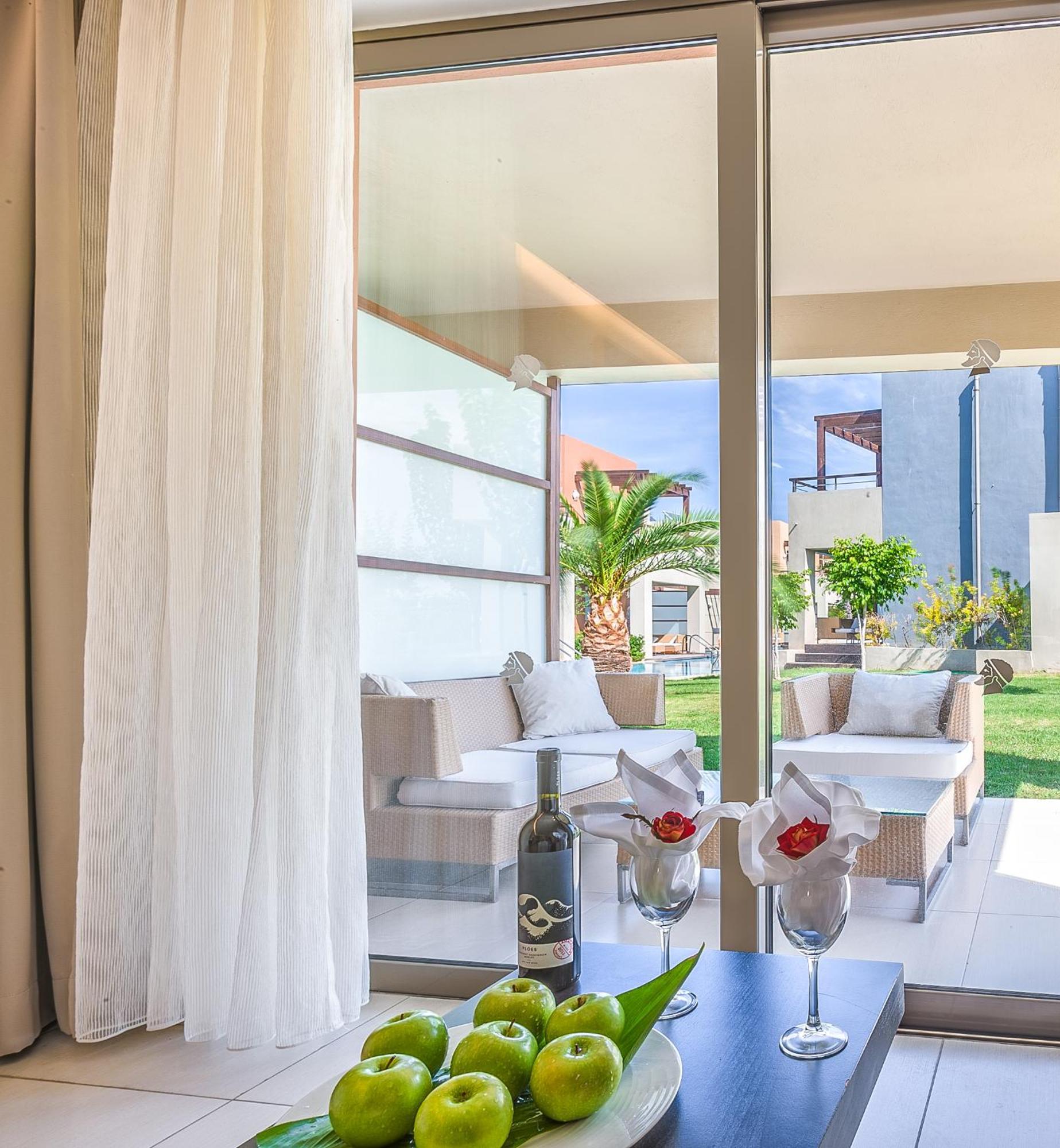 Executive Suite mit 2 Schlafzimmern, Poolblick oder Meerblick