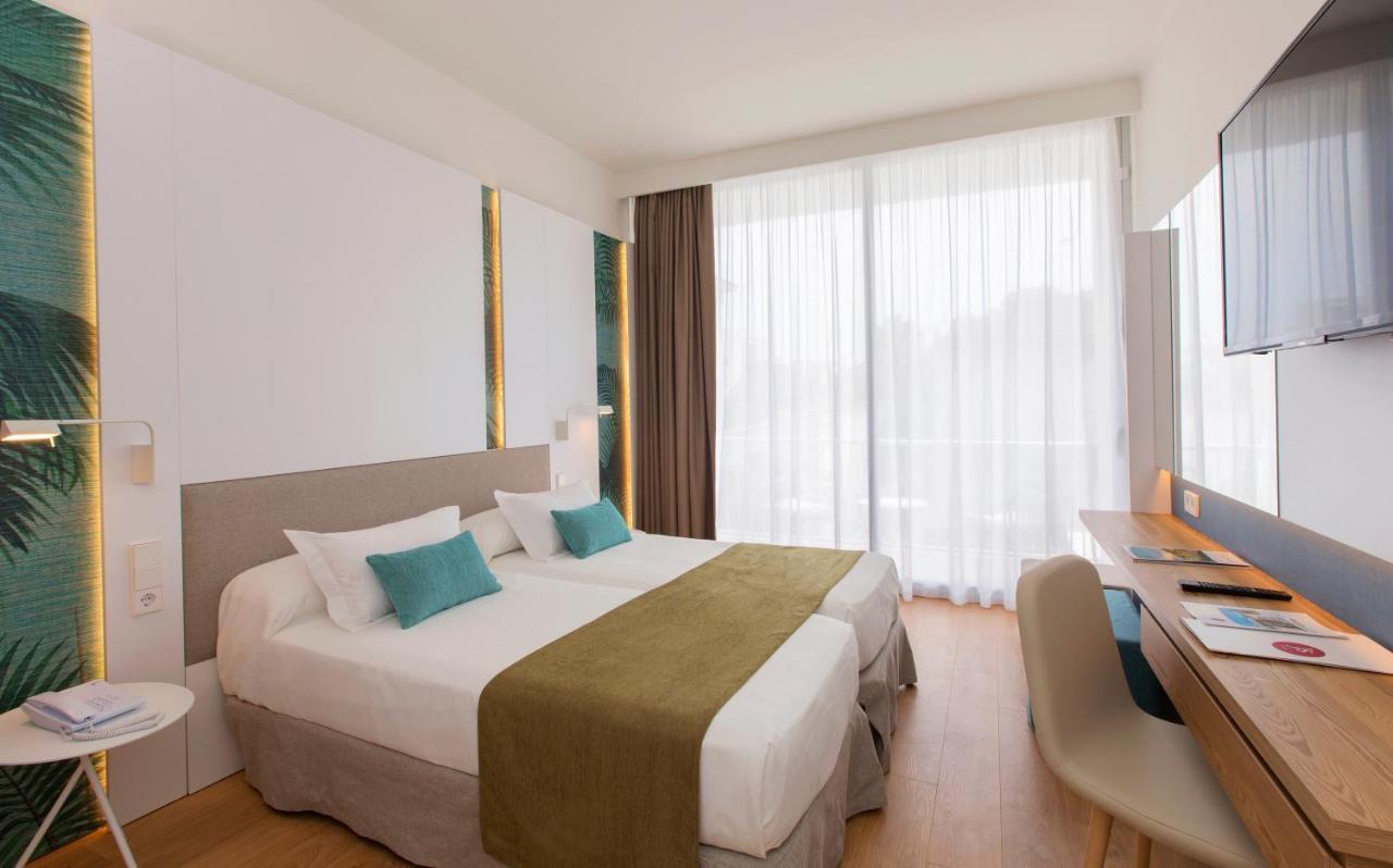 Doppelzimmer mit Balkon