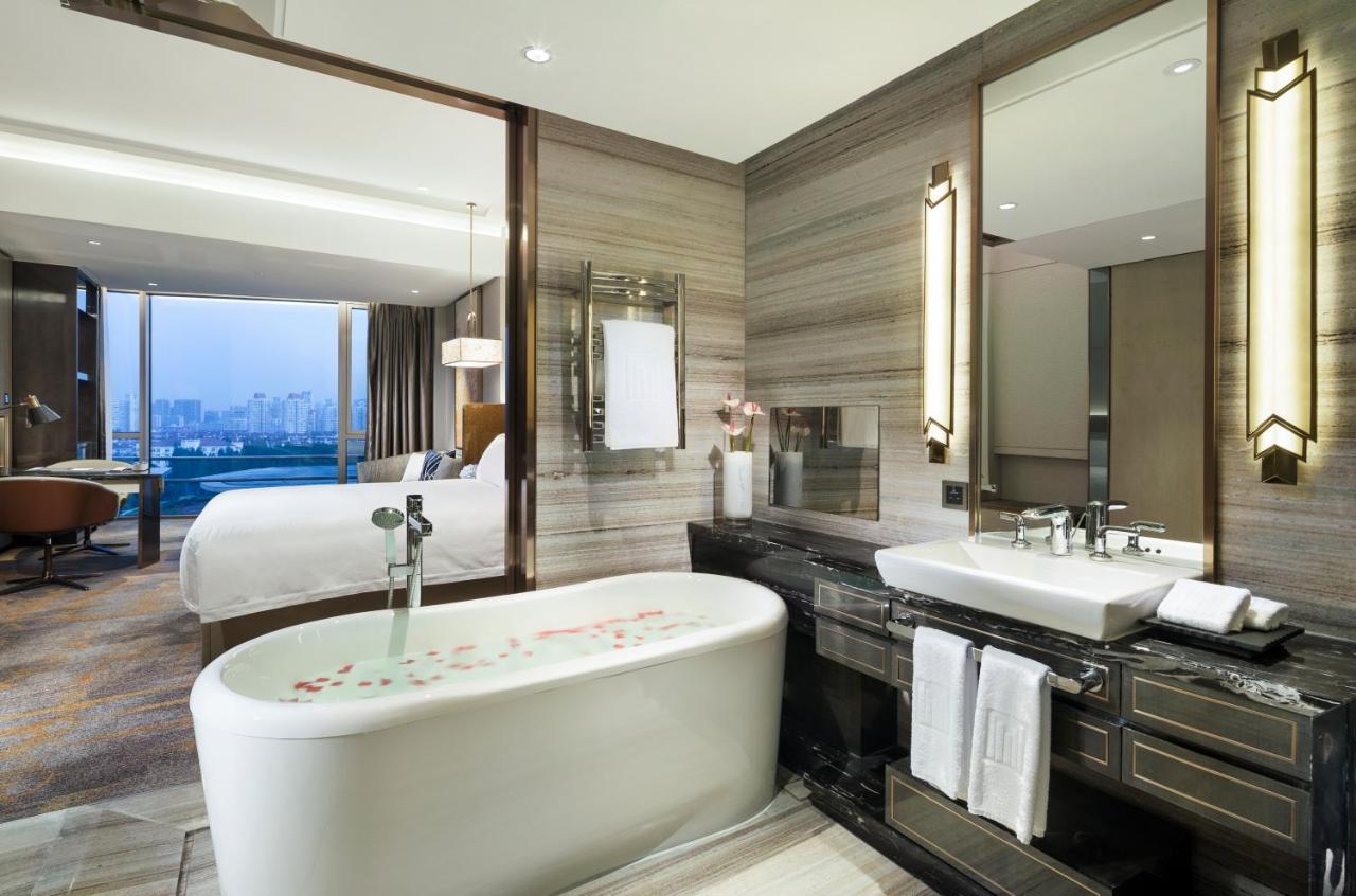 Executive Club Zimmer mit Kingsize-Bett