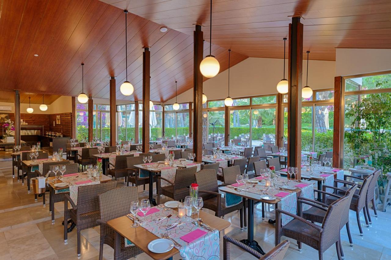 Haus am See mit 1 Schlafzimmer und Balkon