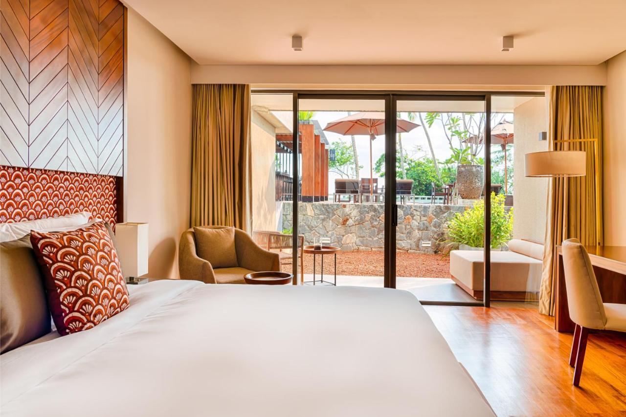 Deluxe Room - Complimentary sundowner cocktail from 5:30 pm to 6:30 pm