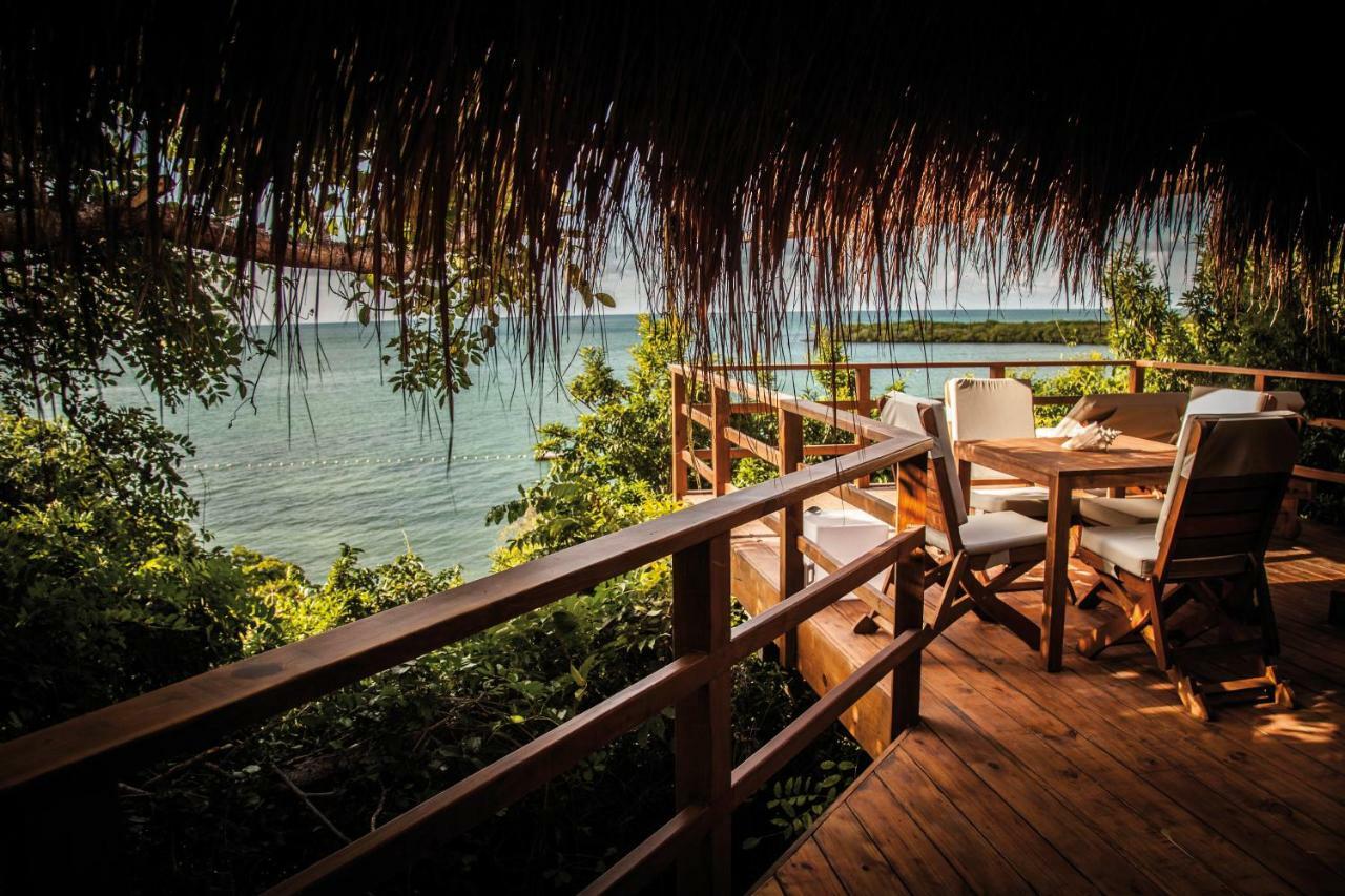 Bungalow mit einem Whirlpool