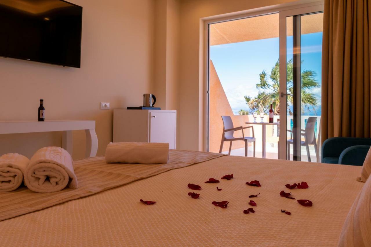 Doppelzimmer mit Balkon