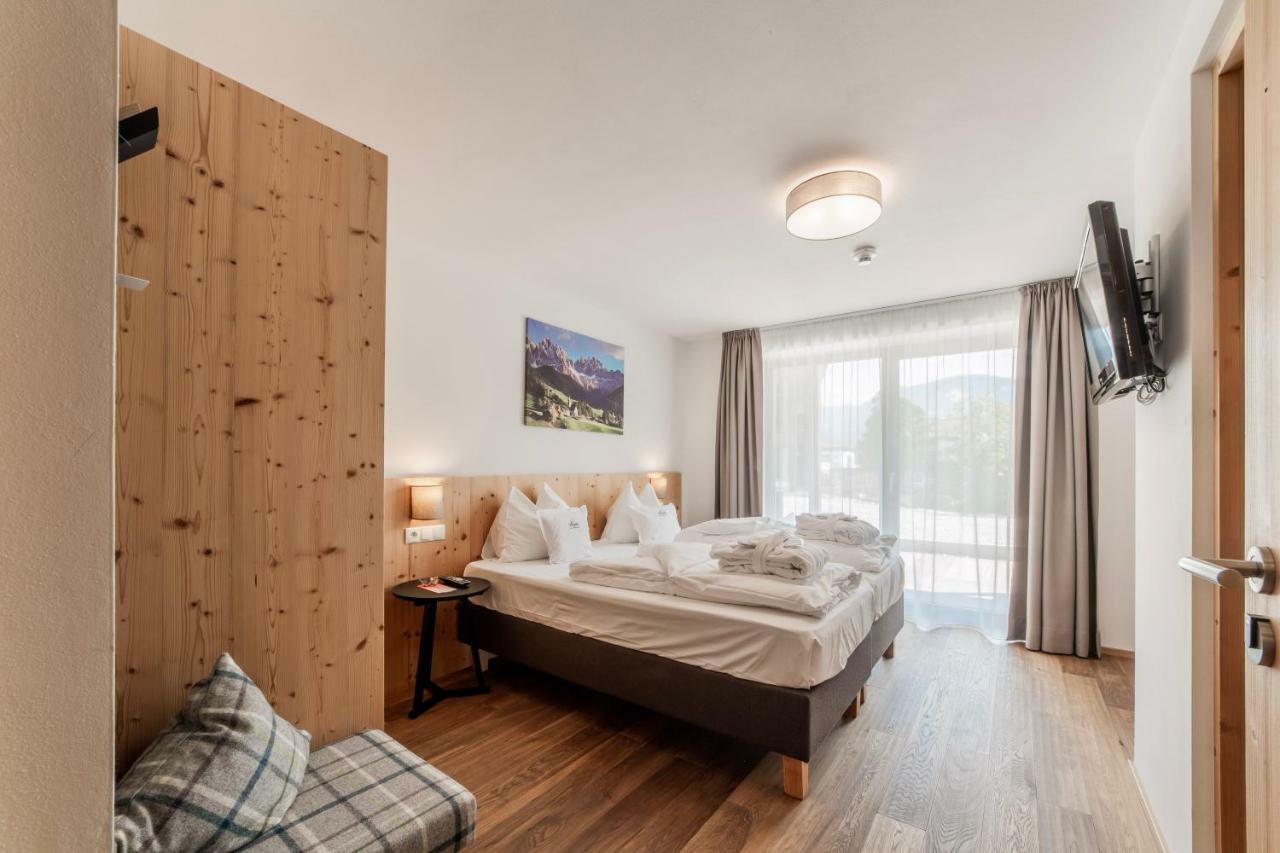 Doppelzimmer mit Balkon