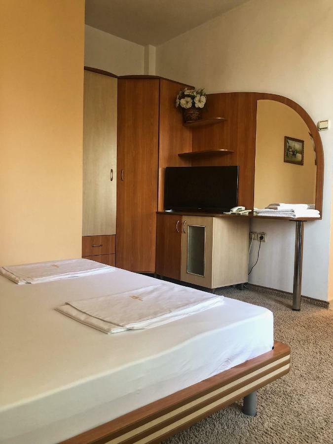 Großes Doppelzimmer