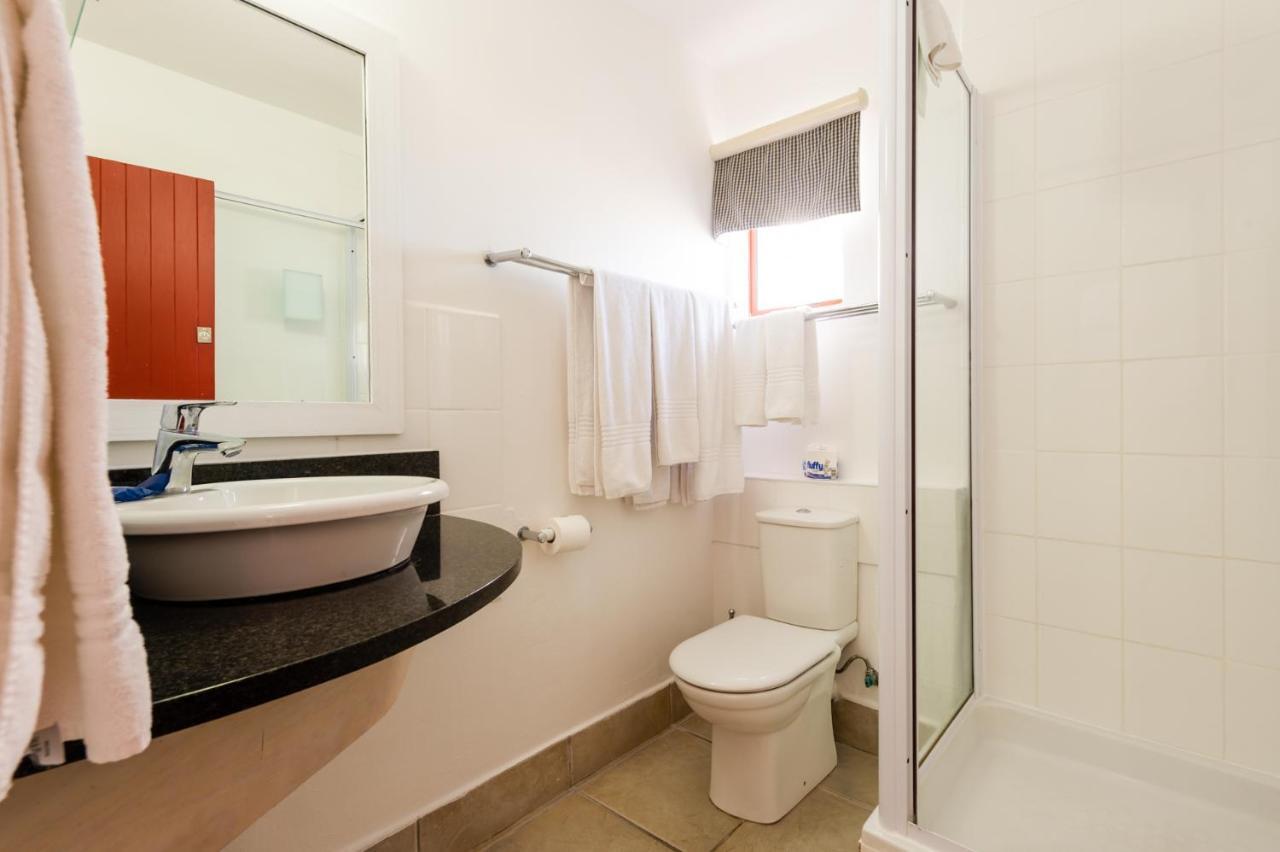 Hillside 3 Bedroom Kaliva