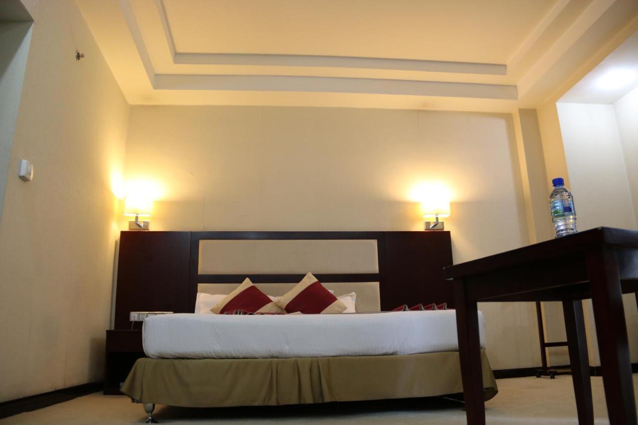 Zimmer mit Queensize-Bett