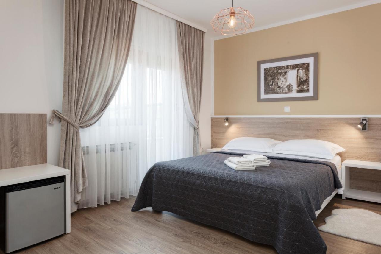 Deluxe Doppel-/Zweibettzimmer
