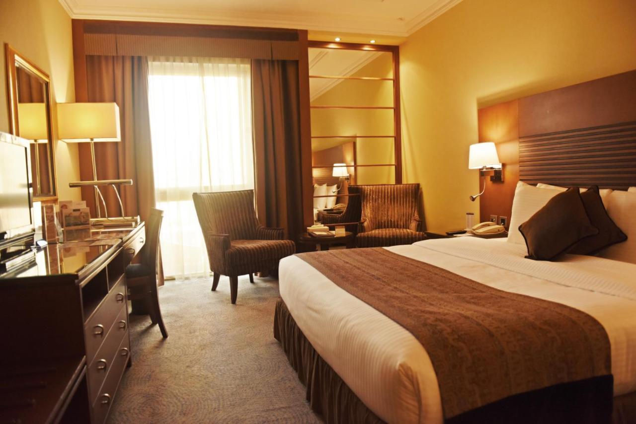 Standard Zimmer mit Kingsize-Bett