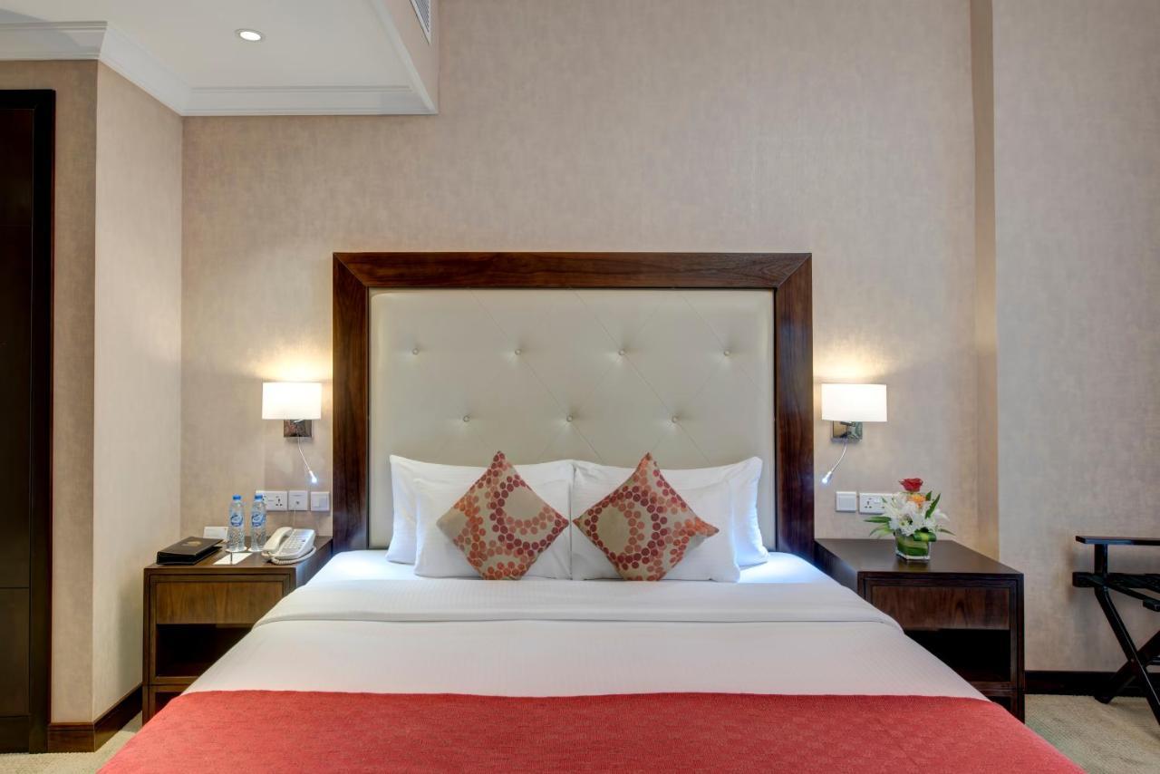 Deluxe Zimmer mit Kingsize-Bett