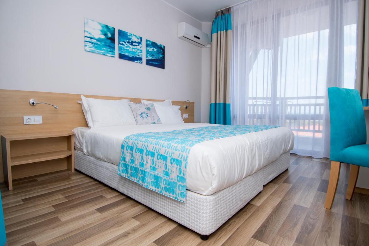 Doppelzimmer mit Balkon
