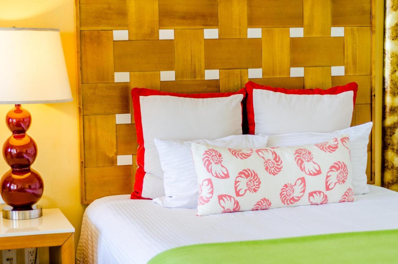 Deluxe Zimmer mit 1 Kingsize-Bett und Gartenblick