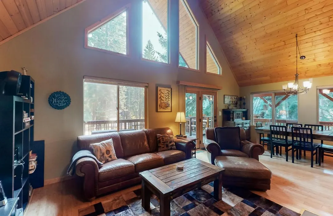 Tivoli Chalet-1