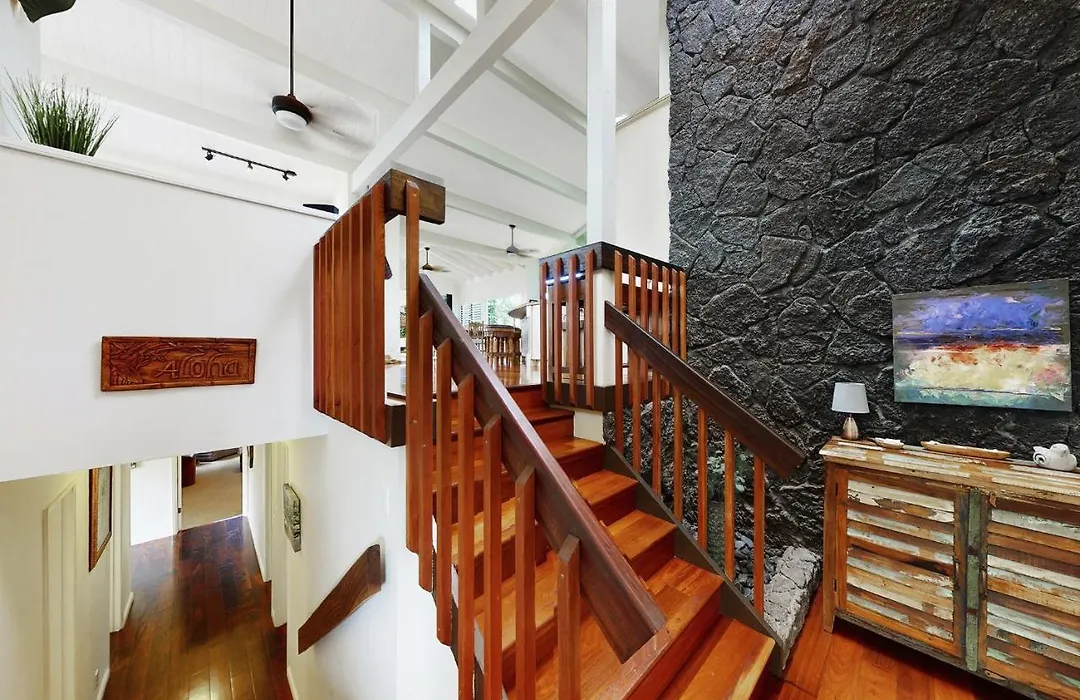 Punahele Home-1