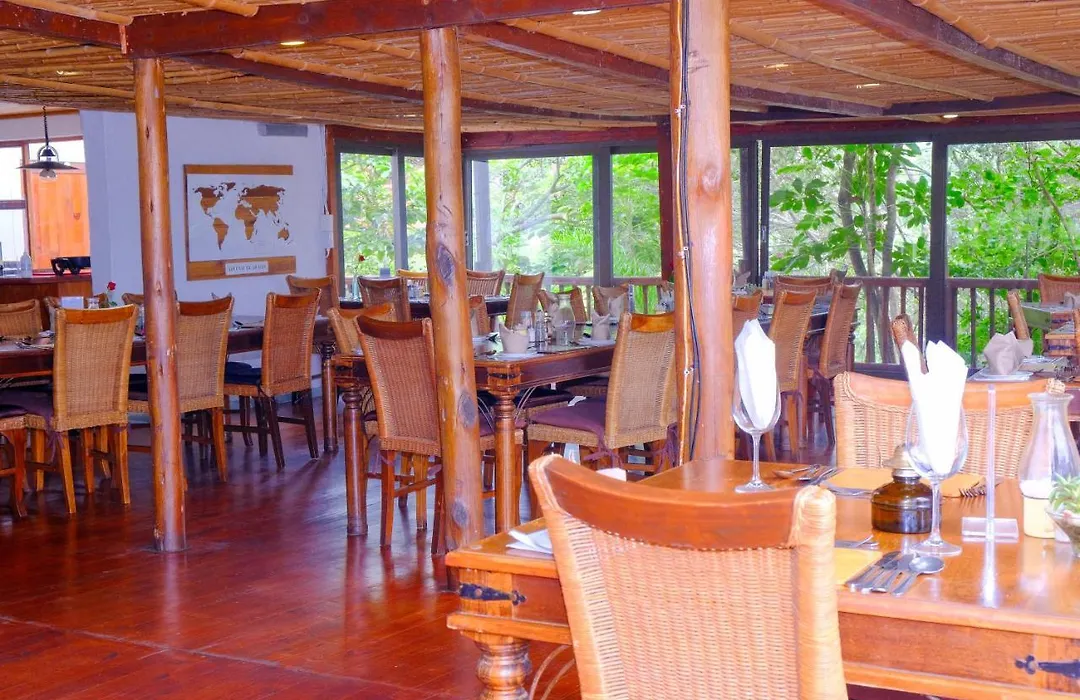 Crawfords Beach Lodge-1