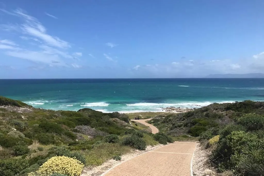 Romansbaai At 402 - With Solar Power-1