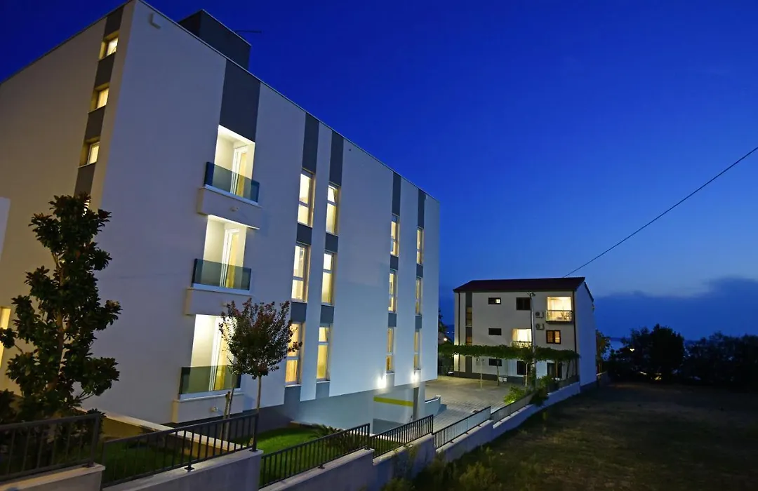 Apartments Adriatic-1