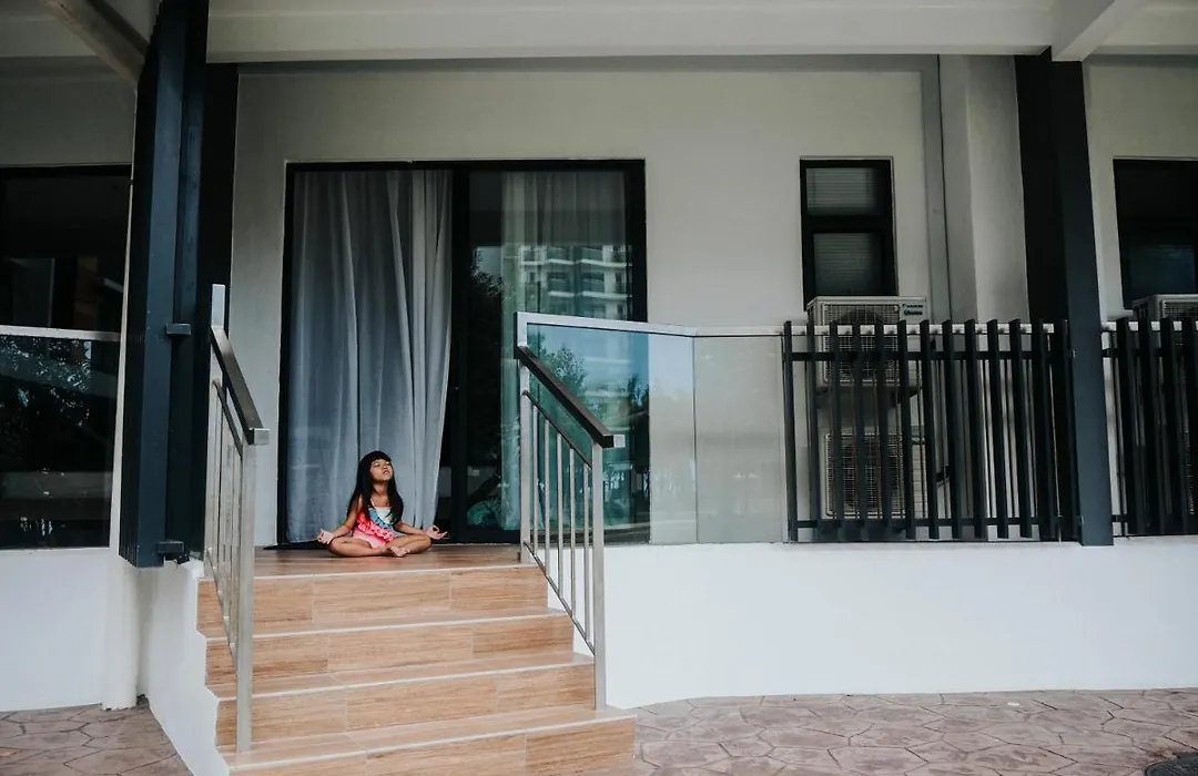 Timur Bay Groundfloor Pool & Seaview-1