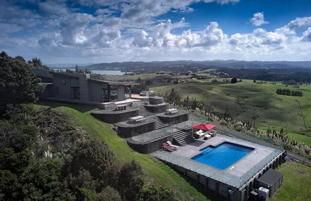 Parua Bay Home With Everything You'Ll Need-1