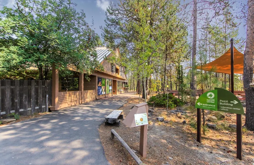 Meadow House 30 | Discover Sunriver-1