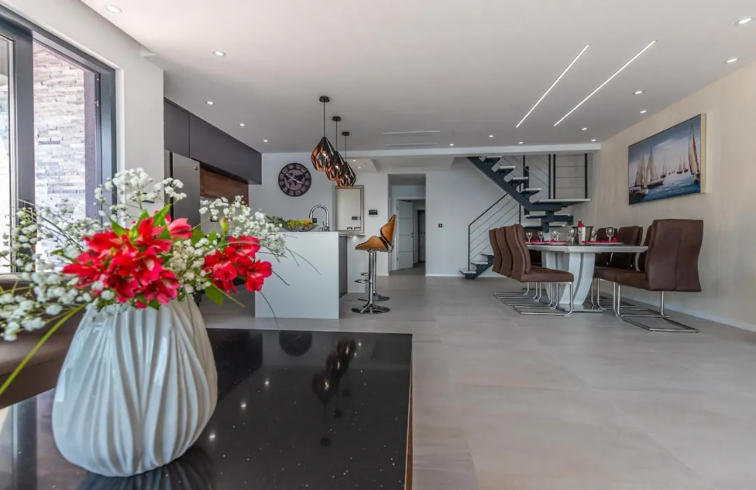 Luxury Villa Lorena With Heated Pool, Jacuzzi,Sauna And Seaview-1