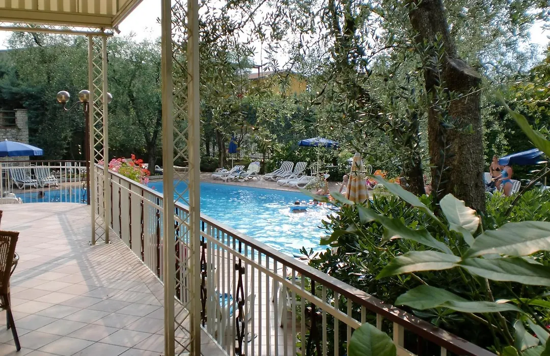 Hotel Alpi-1