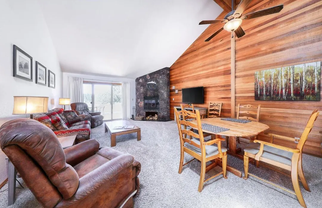 Quelah Condo 73 | Discover Sunriver-1