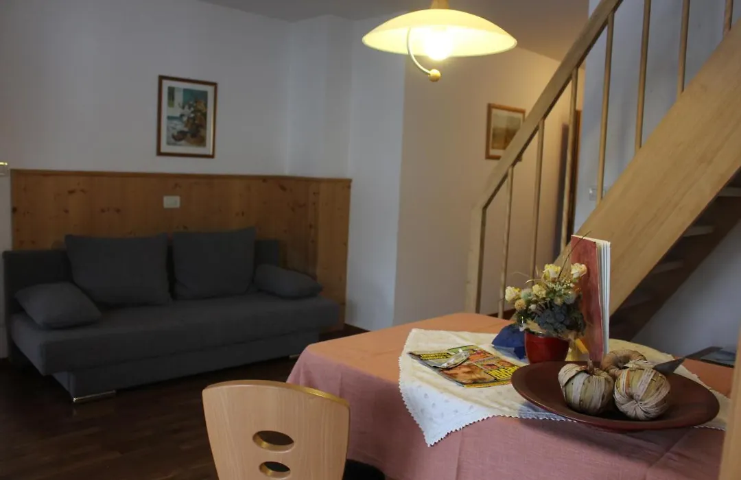 Garni Residence Trocker-1