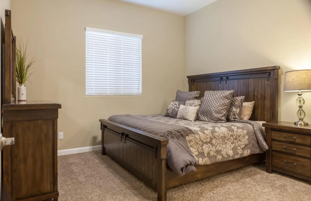 Gated Townhouse With Heated Pool, Hot Tub, Near Us60-1