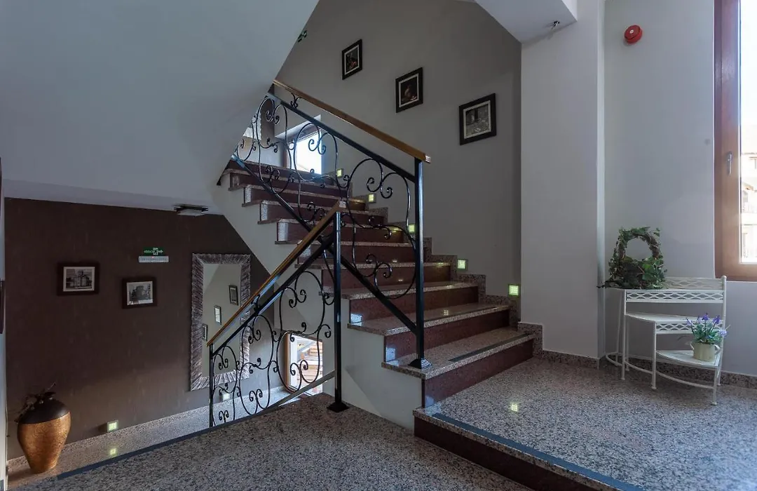 Milmari Resort & Spa Suites-1