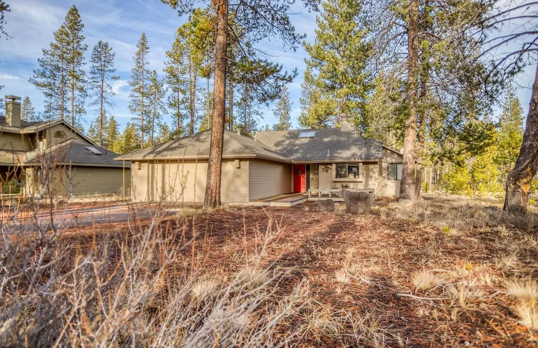 Klamath 24 - Meredith Lodging-1