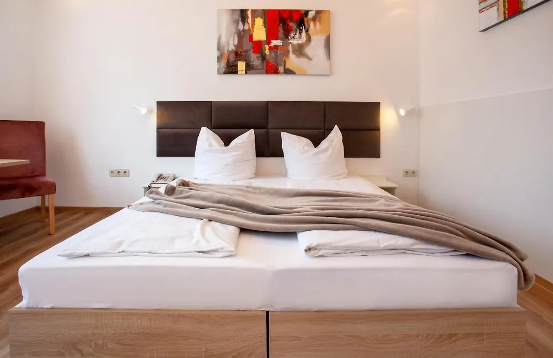 Relax Hotel&SPA Stuttgart-1